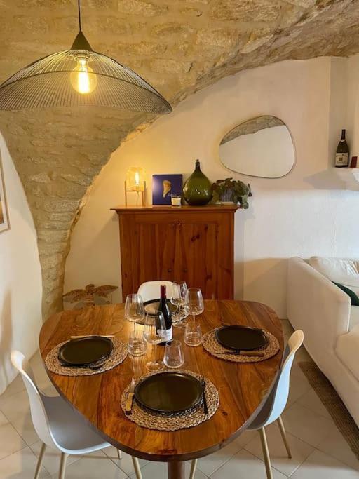 Charmante Maison De Village Au Pied Du Luberon Cabrieres-d'Aigues ภายนอก รูปภาพ