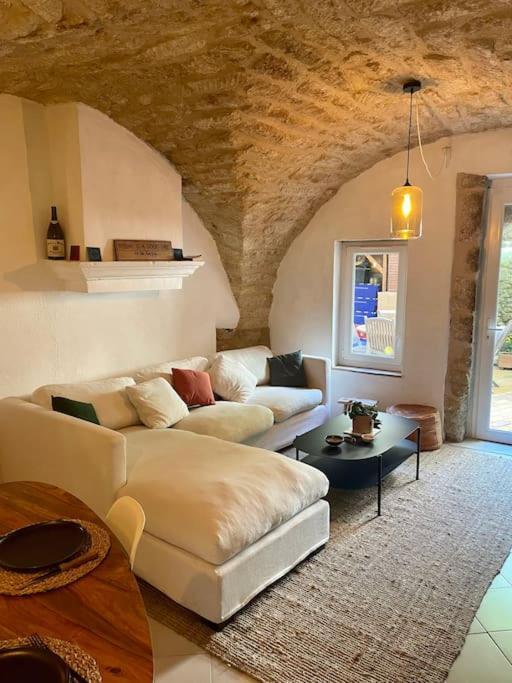 Charmante Maison De Village Au Pied Du Luberon Cabrieres-d'Aigues ภายนอก รูปภาพ